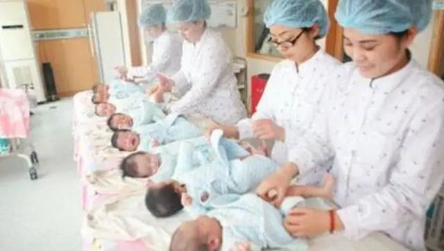 孩子長(zhǎng)相太美先生懷疑非親生,做完親子基因鑒定妻子追悔莫及 孩子長(zhǎng)相太美先生懷疑非親生,做完親子基因鑒定妻子追悔莫及