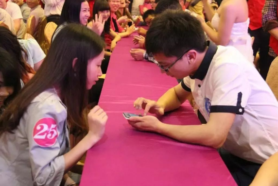 父母該不該和孩子做親子鑒定？看完或許會改變你的家庭親子關(guān)系！