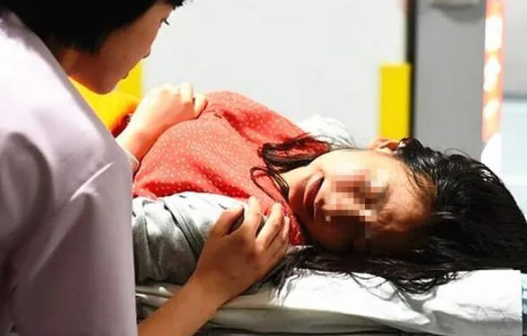 20歲女性產子后，竟要求6名男人來做親子鑒定，事情結局讓人痛心