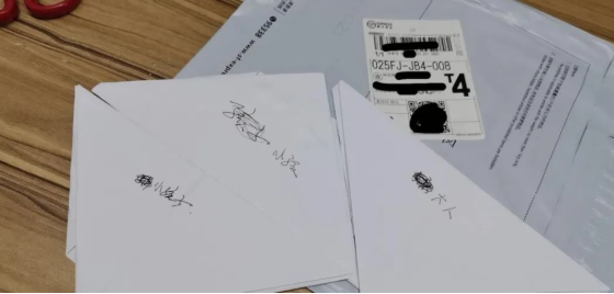 申請親子鑒定麻煩嗎，哪些東西可以做？血痕樣本可以嗎？